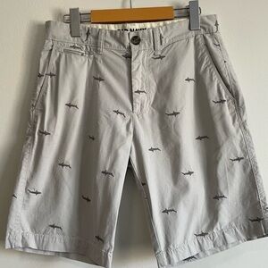Men’s Old Navy Shark  Print Shorts~Size 29